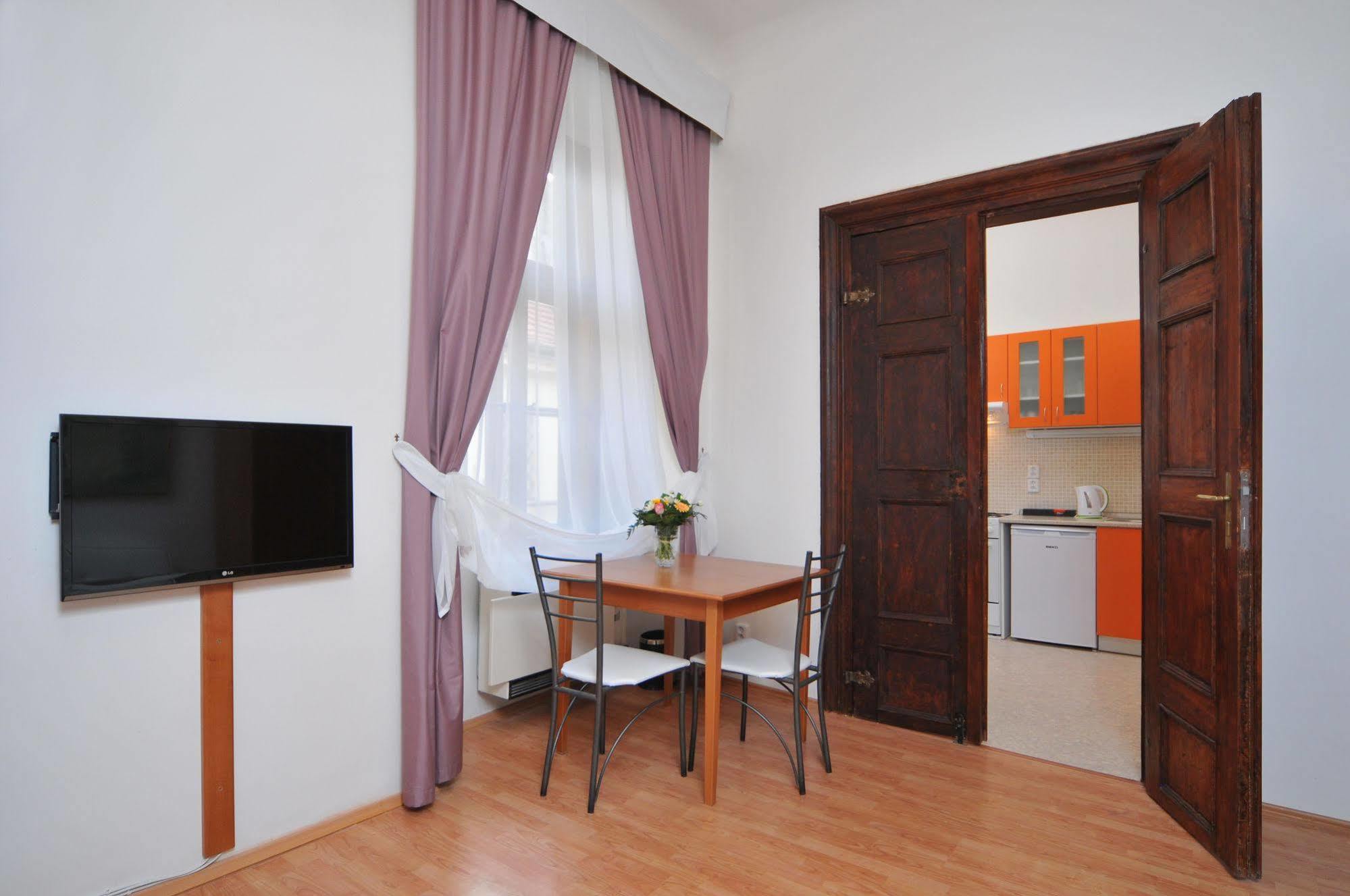 Apartment House Anenska Praga Zewnętrze zdjęcie